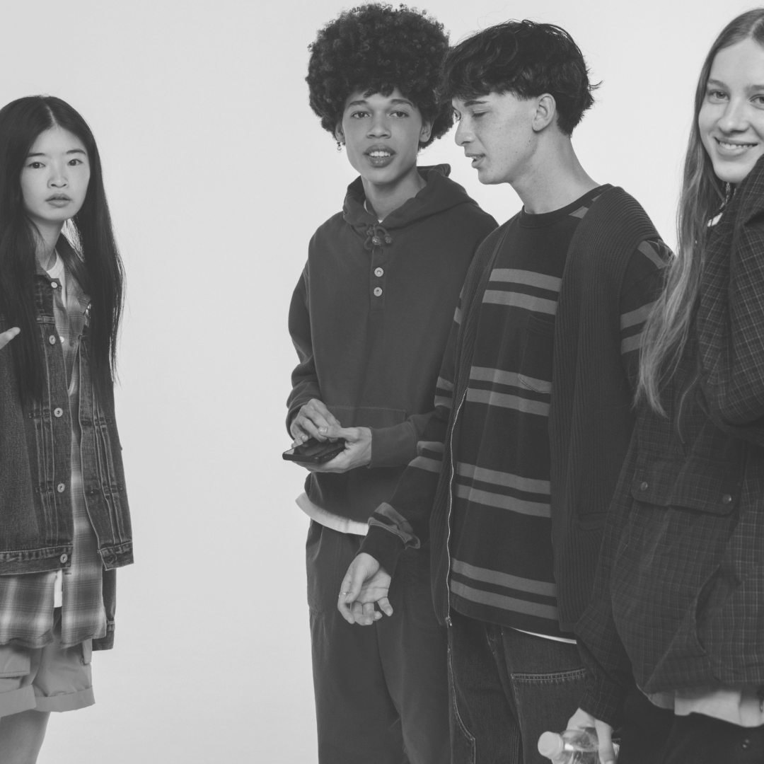 Khakis: A Modern Take on Vintage American Casualwear