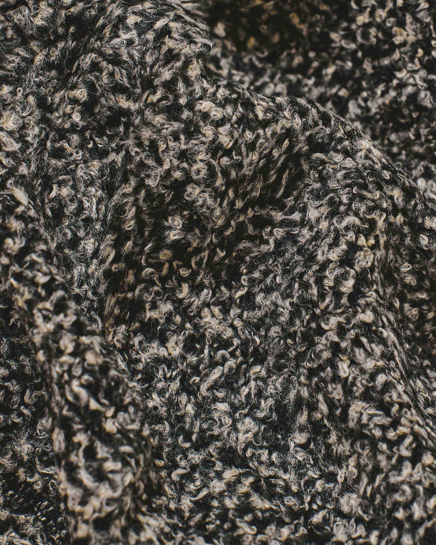 Café Mountain Fleece Cabin Beanie - Salt and Pepper