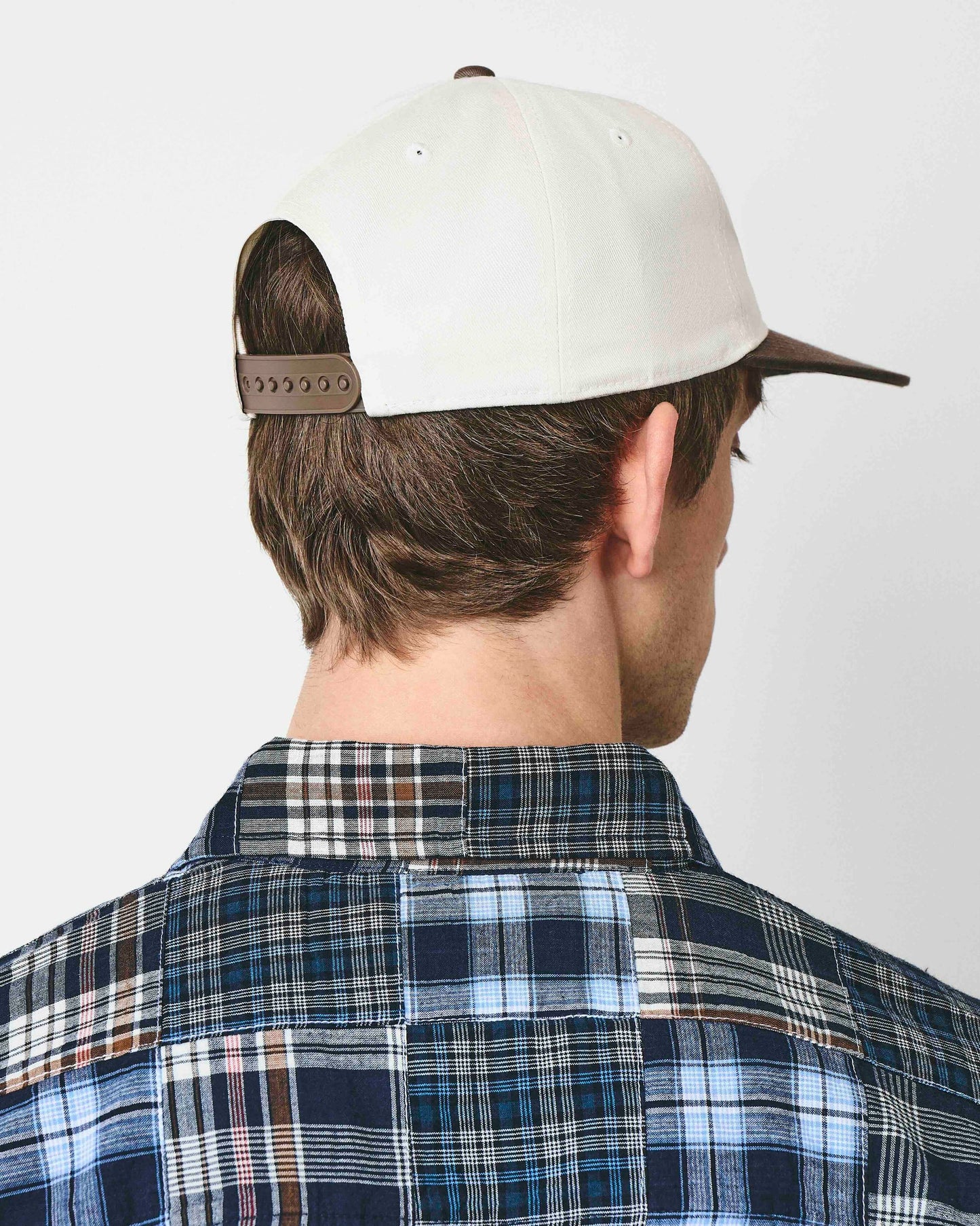 Café Mountain Needles & Thread Cap - White and Brown