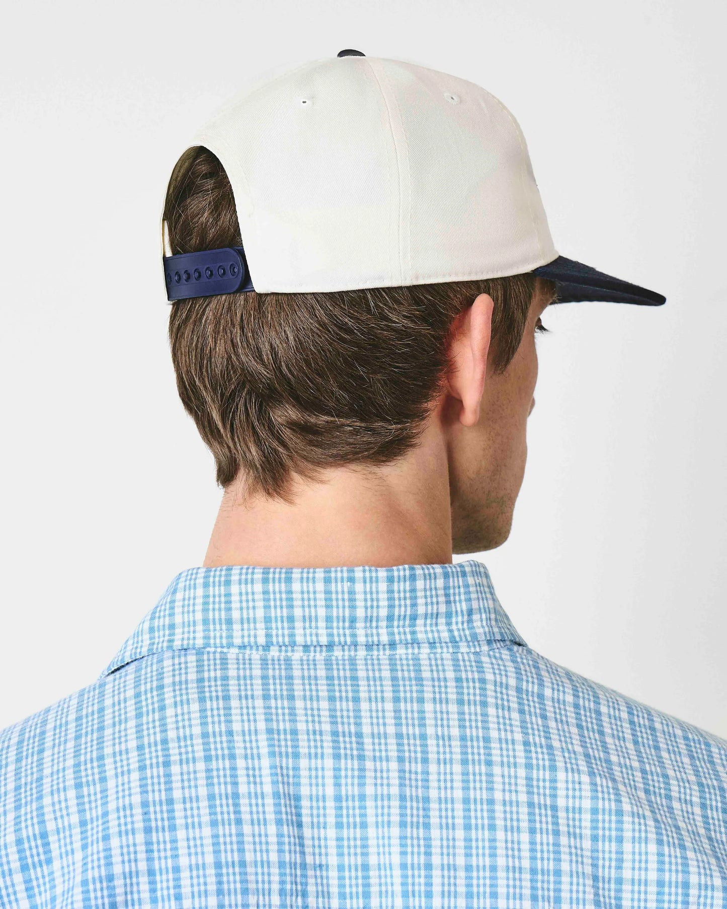 Café Mountain Needles & Thread Cap - White and Navy
